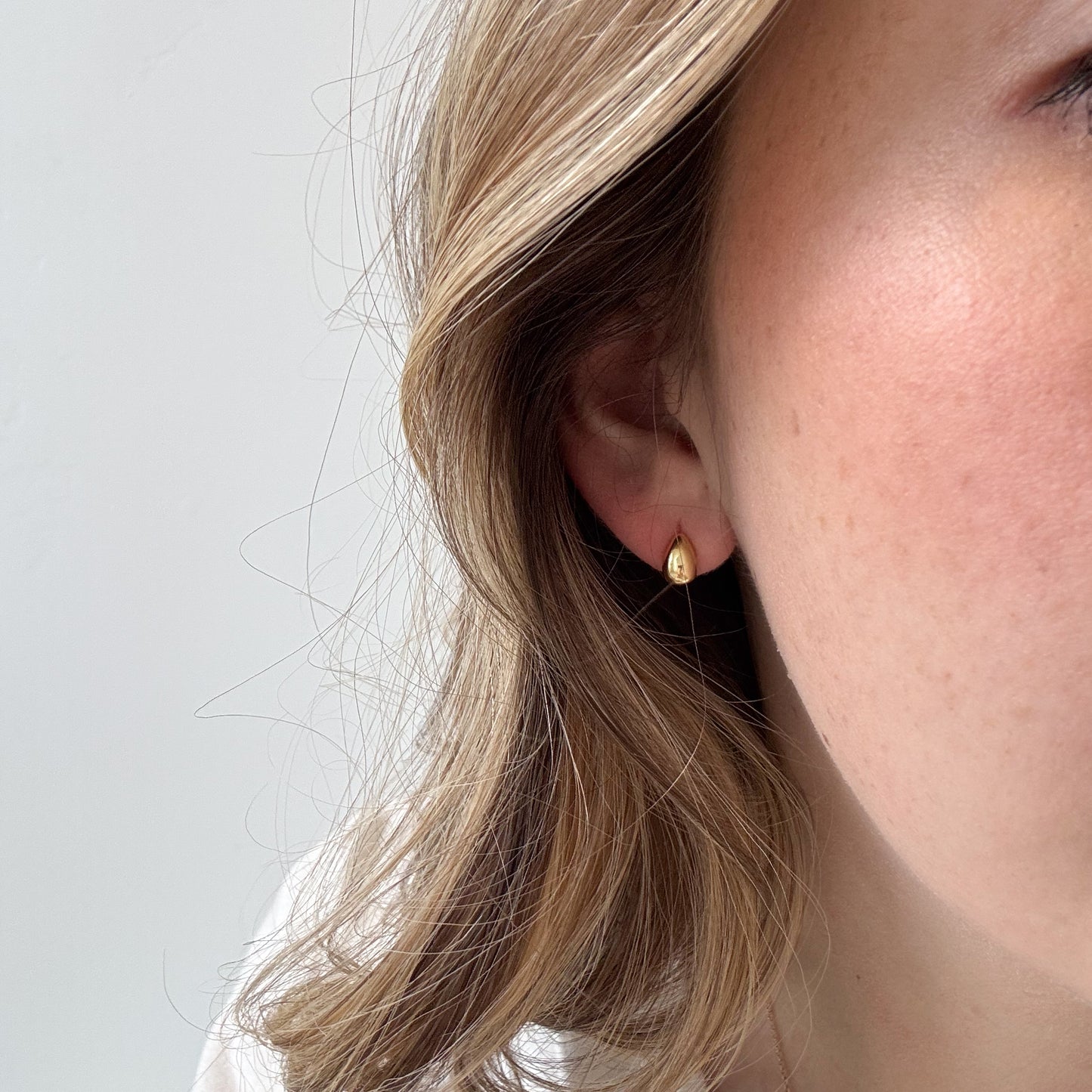 Teardrop Stud
