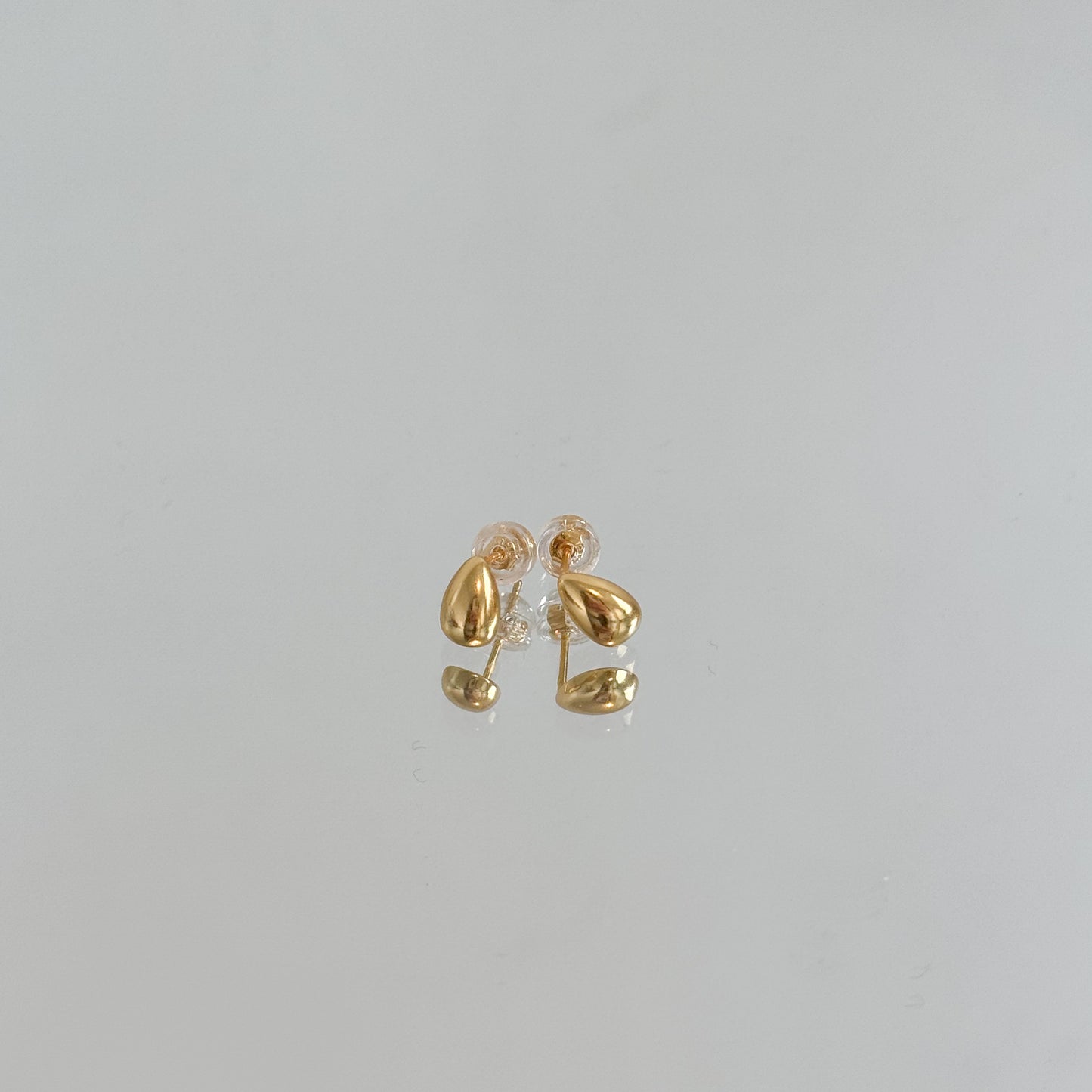 Teardrop Stud